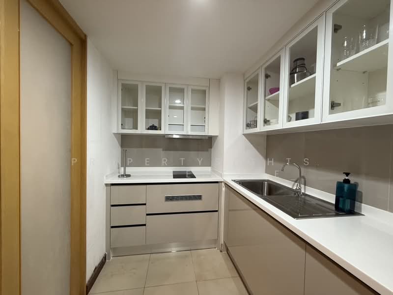 ขาย - Urbana Sukhumvit 15 : เออร์บาน่า สุขุมวิท 15, กรุงเทพ