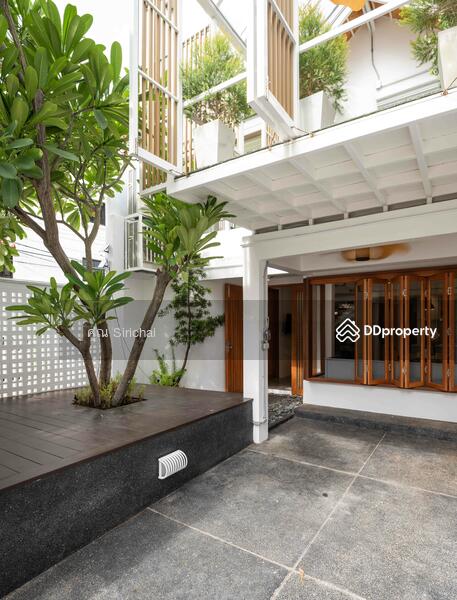 Siri 3, Bangkok, 33/7 เอกมัย, Khlongtoei Nua, Watthana, Bangkok, 5 Bedrooms, 220 sqm, Townhouse For Rent, by Sirichai Baimongkol, 7257231 - DDproperty.com