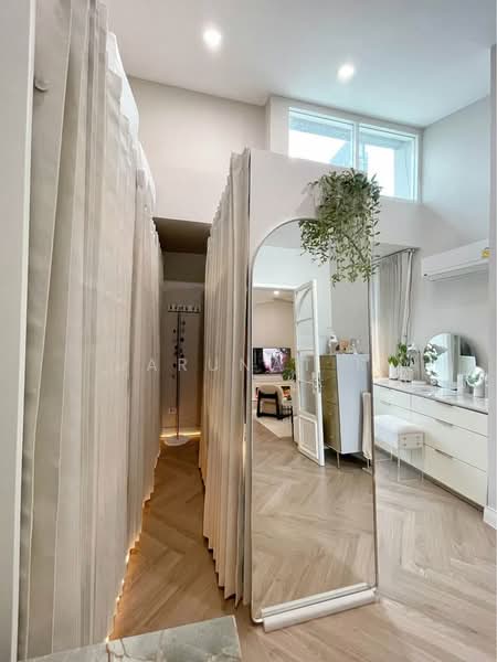 The Bangkok Sukhumvit 61, Bangkok, Sukhumvit 61, Khlong Tan Nua, Watthana, Bangkok, 3 Bedrooms, 120 sqm, Condo For Rent, by Jarunat K, 7259588 - DDproperty.com