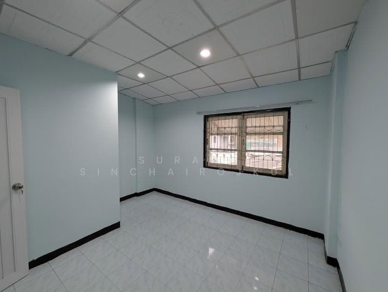 2 Bedroom Townhouse in Muang Pathum Thani, Pathum Thani, Pathum Thani, นาวงพัฒนา, Lak Hok, Muang Pathum Thani, Pathum Thani, 2 Bedrooms, 160 sqm, Townhouse For Rent, by Surang Sinchairojkul, 726821 - DDproperty.com