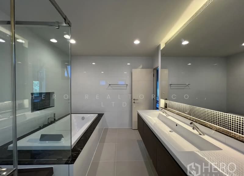 For Rent 4 Bedroom Detached House in Setthasiri Krungthep Kreetha, Bang Kapi Bangkok BRE4152, Bangkok, Hua Mak, Bang Kapi, Bangkok, 4 Bedrooms, 260 sqm, Single Detached House For Rent, by Hero Realtor Co., Ltd., 7359786 - DDproperty.com