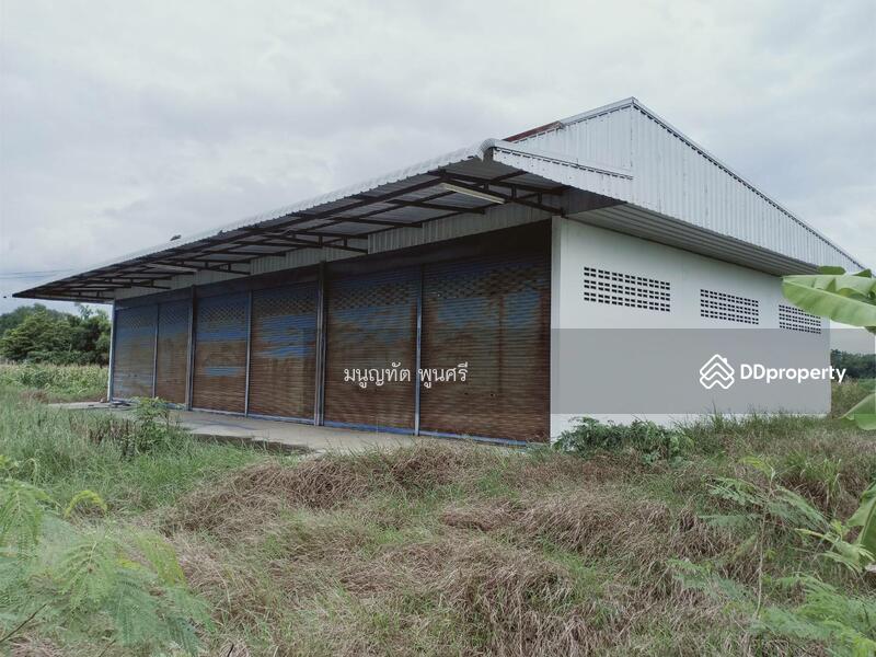 ด้านข้างโกดัง