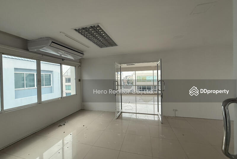 For Rent - For Rent Bangkok Office Building Nuanchan Beung Kum BRE11827, Bangkok