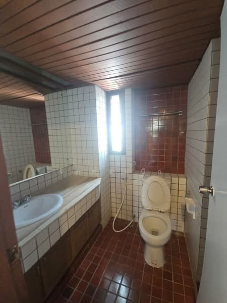 Low-rise Apartment 3 bedroom for rent between BTS Ari-Saphan Khwai, Bangkok, Phaholyothin 5, Samsen Nai, Phaya Thai, Bangkok, 3 Bedrooms, 200 sqm, Apartment For Rent, by ปรีชา จิตต์สมนึก, 7452818 - DDproperty.com