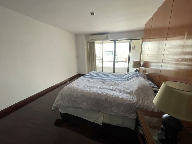 Low-rise Apartment 3 bedroom for rent between BTS Ari-Saphan Khwai, bangkok, Phaholyothin 5, Samsen Nai, Phaya Thai, Bangkok, 3 Bedrooms, 200 sqm, Apartment For Rent, by ปรีชา จิตต์สมนึก, 7452818 - DDproperty.com