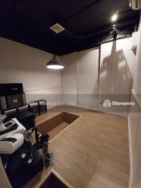 For Rent - For Rent Bangkok Shophouse Sukhumvit 55 BTS Thong Lo Watthana bre11739, Bangkok