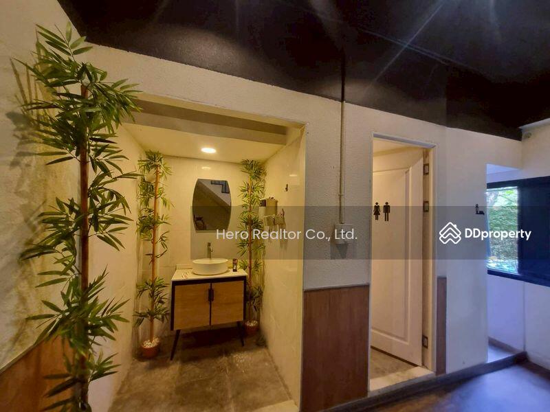 For Rent - For Rent Bangkok Shophouse Sukhumvit 55 BTS Thong Lo Watthana bre11739, Bangkok
