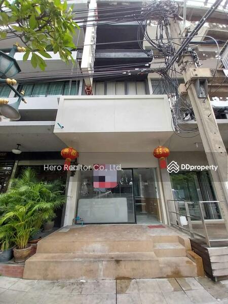 For Rent - For Rent Bangkok Shophouse Sukhumvit 55 BTS Thong Lo Watthana bre11739, Bangkok