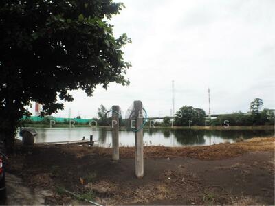 ขาย - ที่ดิน ติดถนนรัตนโกสินทร์ 200 ปี เนื้อที่ 11 ไร่ 210 ตร.ว., สมุทรปราการ