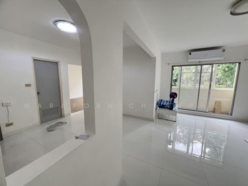 Baan Suanthon Ratchada, Bangkok, 60 Chuea Phloeng 2 Alley, Jom Phon, Chatuchak, Bangkok, 2 Bedrooms, 60 sqm, Condo For Rent, by waraporn chanapha, 7522174 - DDproperty.com