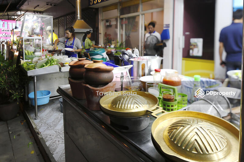 market-food-eat-Room-for-Rent-close-to-Don-Muang-Airport