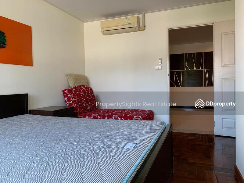 For Rent - Charming Resident Sukhumvit 22, Bangkok