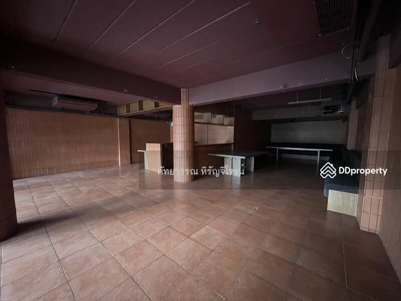 For Rent - Space for rent , Thonglor 55 , 200sq.m. , For Restaurant , Spa , Hair Salon , Bar , Rent 250,000 B/m, Bangkok