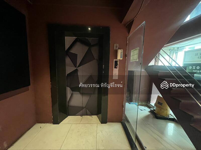 For Rent - Space for rent , Thonglor 55 , 200sq.m. , For Restaurant , Spa , Hair Salon , Bar , Rent 250,000 B/m, Bangkok