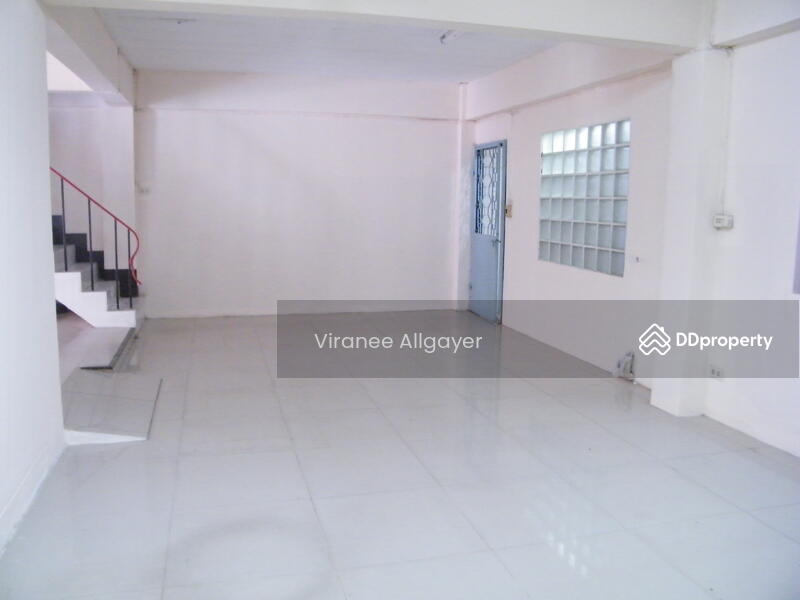 เช่าอาคารพาณิชย์ 2 คูหา 3 ชั้นครึ่ง, Nakhon Ratchasima, Cho Ho, Muang Nakhon Ratchasima, Nakhon Ratchasima, , 128 sqm, Shophouse For Rent, by วิรณี, 7734939 - DDproperty.com