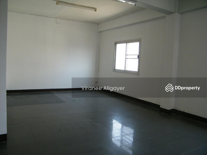 เช่าอาคารพาณิชย์ 2 คูหา 3 ชั้นครึ่ง, Nakhon Ratchasima, Cho Ho, Muang Nakhon Ratchasima, Nakhon Ratchasima, , 128 sqm, Shophouse For Rent, by วิรณี, 7734939 - DDproperty.com