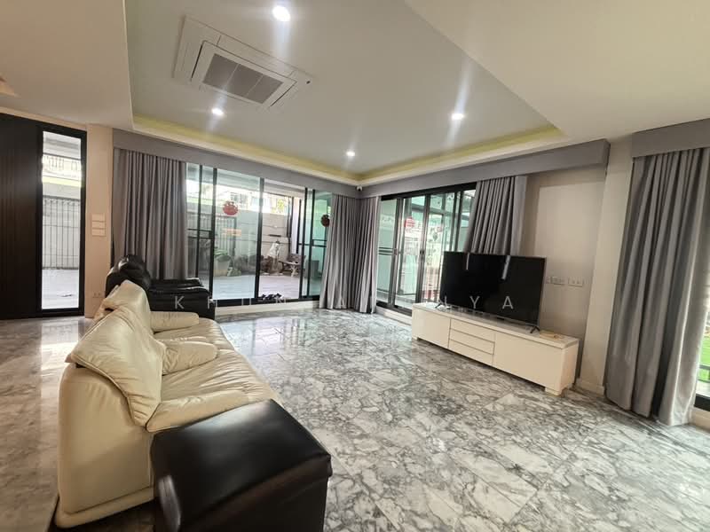 ให้เช่าบ้านเดี่ยวหลังใหญ่ 4 ชั้น ให้เช่า ทำเลทอง ทาวน์อินทาวน์ – เลียบด่วนรามอินทรา, Bangkok, ลาดพร้าาว96, Wang Thonglang, Bangkok, 5 Bedrooms, 600 sqm, Single Detached House For Rent, by Khun Aranya, 7754986 - DDproperty.com