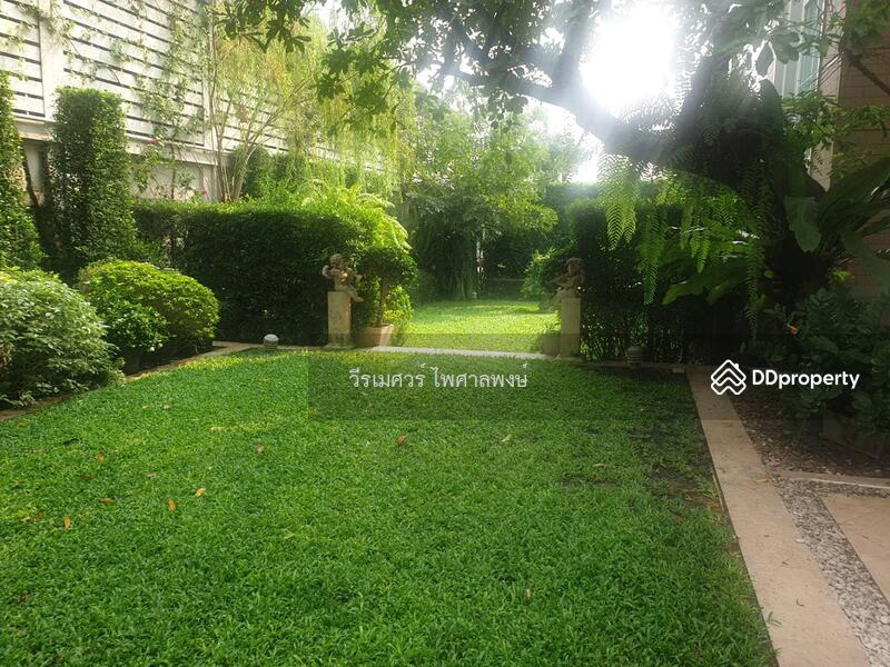 ขายคฤหาสน์สุดหรู Crystal Park เลียบด่วนเอกมัย-รามอินทรา 189 ตร.ว. 600 ตร.ม. 5 นอน 6 น้ำ 