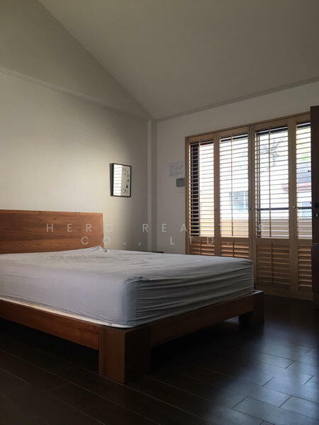 For Rent - For Rent Bangkok Town House Sukhumvit BTS Phrom Phong Watthana BRE13006, Bangkok