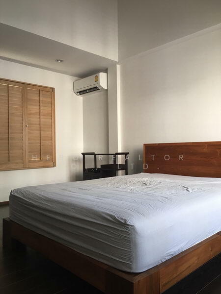 For Rent - For Rent Bangkok Town House Sukhumvit BTS Phrom Phong Watthana BRE13006, Bangkok