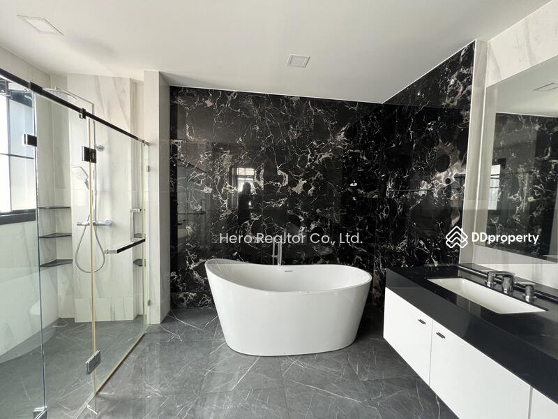 For Rent - For Rent Bangkok Luxury House The Palazzo Srinakarin Road Prawet BRE14008, Bangkok