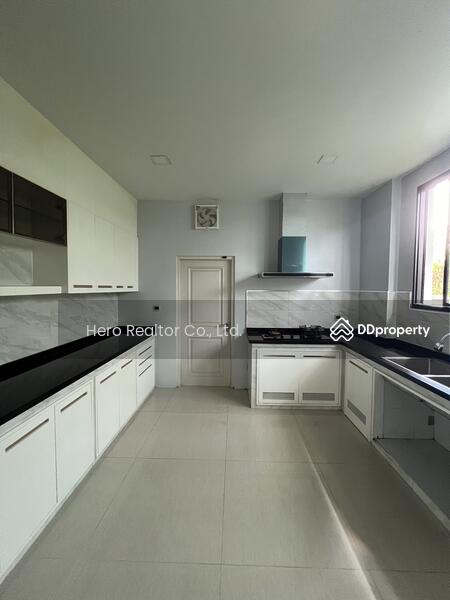 For Rent - For Rent Bangkok Luxury House The Palazzo Srinakarin Road Prawet BRE14008, Bangkok