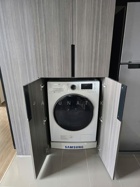The Line Sukhumvit 71, Bangkok, 15 Sukhumvit 71 Road, Phra Kanong Nua, Watthana, Bangkok, 2 Bedrooms, 59 sqm, Condo For Rent, by Jarunat K, 7815041 - DDproperty.com