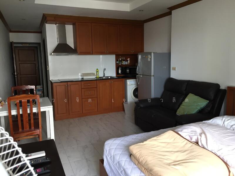 ห้องสตูดิโอ ครัวบิ้วอิน เครื่องซักผ้าและตู้เย็น ไมโครเวฟเครื่องทำกาแฟ กาต้มนำ้ เครื่องปิ้งขนมปัง