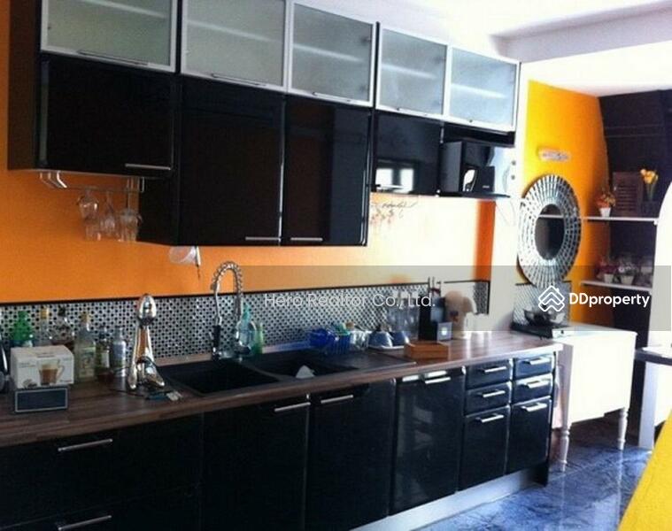 ให้เช่า - For Rent Bangkok Home Office Silom MRT Sam Yan Bang Rak BRE4255, กรุงเทพ