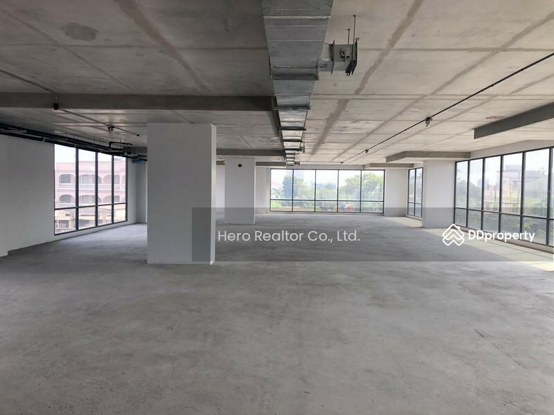 ให้เช่า - For Bangkok Office Phatthanakan Road Suan Luang BRE12941, กรุงเทพ