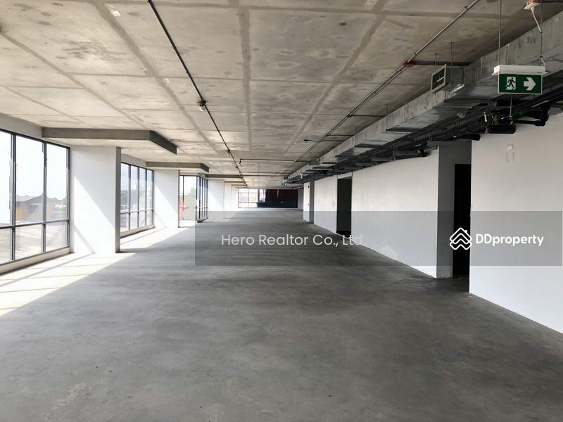 ให้เช่า - For Bangkok Office Phatthanakan Road Suan Luang BRE12941, กรุงเทพ