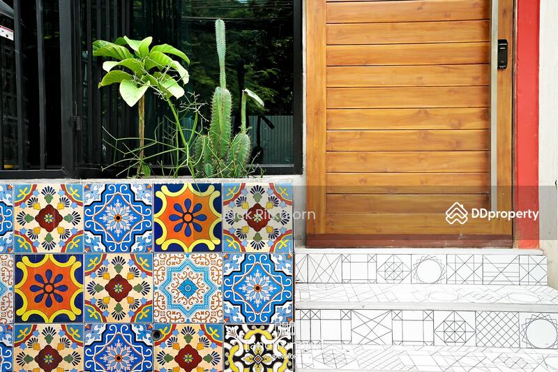 ขาย - ขายอาคารพาณิชย์ ย่านสีลม 5นอน 5น้ำ 5ชั้น 12 ตรว พร้อมผู้เช่า, กรุงเทพ
