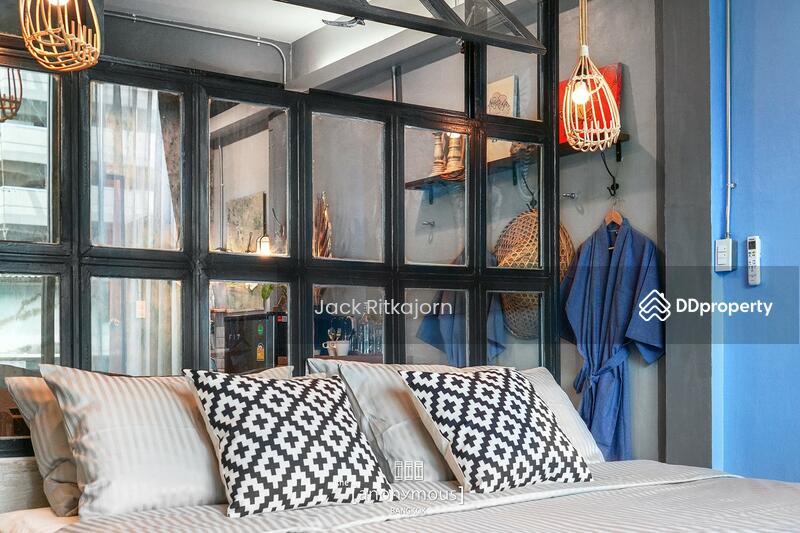 For Sale - ขายอาคารพาณิชย์ ย่านสีลม 5นอน 5น้ำ 5ชั้น 12 ตรว พร้อมผู้เช่า, Bangkok
