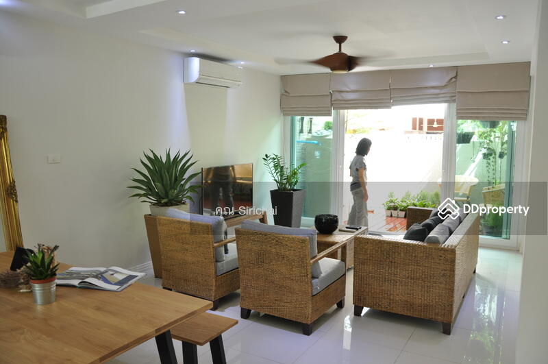 ทาวน์เฮ้าส์ 2 ชั้นพร้อมผู้เช่า, Bangkok, 15/24 เอกมัย 12, Khlong Tan Nua, Watthana, Bangkok, 3 Bedrooms, 190 sqm, Townhouse For Sale, by Sirichai Baimongkol, 7891650 - DDproperty.com