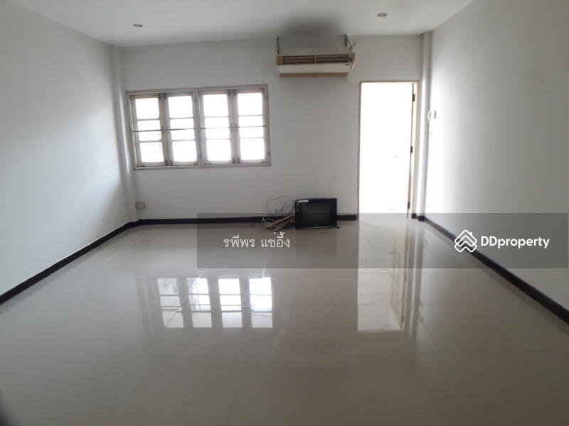 หมู่บ้านดาวน์ทาวน์ พระราม2 ซ 28, Bangkok, 162 พระราม 2 ซอย 28, Chom Thong, Bangkok, 3 Bedrooms, 216 sqm, Townhouse For Rent, by รพีพร แซ่อึ้ง, 7911922 - ห้องนอน ชั้น 2 ด้านหน้าบ้าน - DDproperty.com