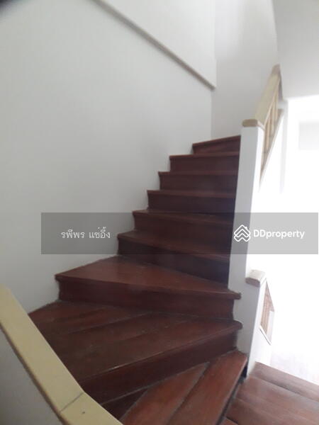 หมู่บ้านดาวน์ทาวน์ พระราม2 ซ 28, Bangkok, 162 พระราม 2 ซอย 28, Chom Thong, Bangkok, 3 Bedrooms, 216 sqm, Townhouse For Rent, by รพีพร แซ่อึ้ง, 7911922 - บันได ทางขึ้น ชั้น 3 - DDproperty.com
