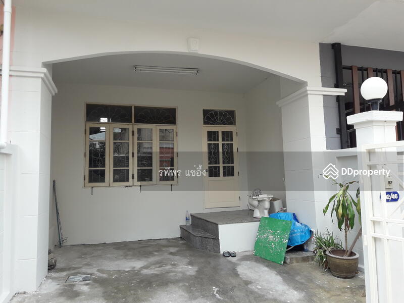 หมู่บ้านดาวน์ทาวน์ พระราม2 ซ 28, Bangkok, 162 พระราม 2 ซอย 28, Chom Thong, Bangkok, 3 Bedrooms, 216 sqm, Townhouse For Rent, by รพีพร แซ่อึ้ง, 7911922 - ด้านหน้า ก่อนเข้าบ้าน สามารถจอดรถได้ หรือทำเป็นสวนหน้าบ้าน - DDproperty.com