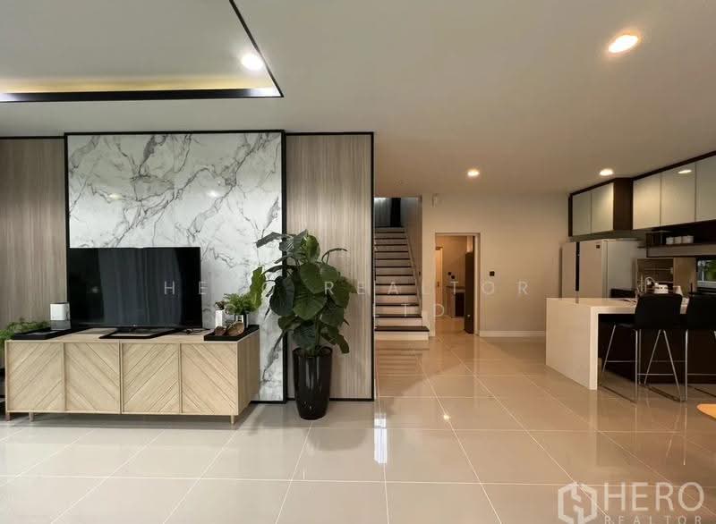 For Rent Bangkok Single House Setthasiri Krungthep Kreetha Hua Mak Bang Kapi BRE15146, bangkok, Hua Mak, Bang Kapi, Bangkok, 4 Bedrooms, 260 sqm, Single Detached House For Rent, by Hero Realtor Co., Ltd., 7951465 - DDproperty.com