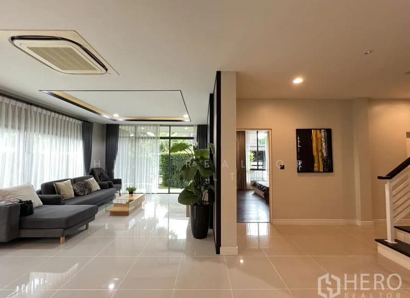 For Rent Bangkok Single House Setthasiri Krungthep Kreetha Hua Mak Bang Kapi BRE15146, bangkok, Hua Mak, Bang Kapi, Bangkok, 4 Bedrooms, 260 sqm, Single Detached House For Rent, by Hero Realtor Co., Ltd., 7951465 - DDproperty.com