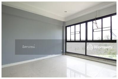 ขาย - ศรีนครินทร์ 45, กรุงเทพ