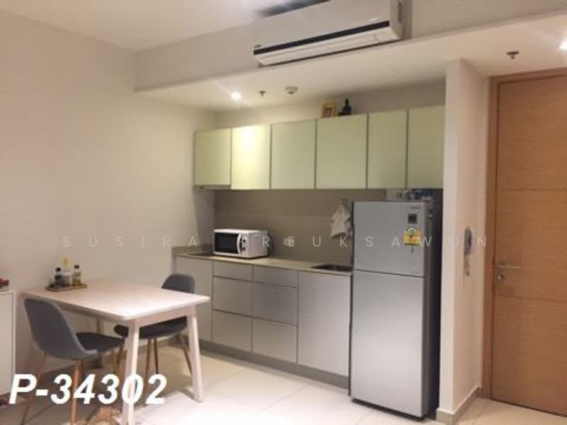 The Lofts Ekkamai, Bangkok, 1415 Sukhumvit Road, Phra Kanong Nua, Watthana, Bangkok, 1 Bedroom, 45 sqm, Condo For Sale, by Susira Preuksawun, 7959549 - DDproperty.com