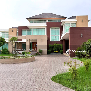 ขาย - ขายบ้านเดี่ยวปัญญาอินทรา 721 ตร.ว ถนนปัญญาอินทรา ใกล้แฟชั่นไอส์แลนด์, กรุงเทพ