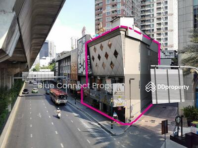 ขาย - ขายโรงแรมติด BTS อโศก 4 ชั้น 15 ห้อง พร้อมใบอนุญาต ริมถนนสุขุมวิท 31 ตารางวา พื้นที่ใช้สอย 500 ตรม., กรุงเทพ