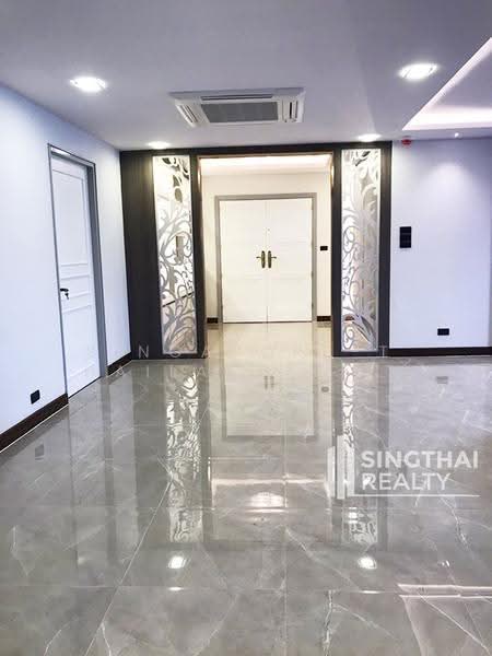 President Park Sukhumvit 24, Bangkok, 99 Sukhumvit 24 Alley, Khlongtoei Nua, Watthana, Bangkok, 3 Bedrooms, 223 sqm, Condo For Rent, by PROPERTYSIGHTS REAL ESTATE, 7984456 - DDproperty.com