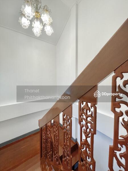 Handcraft stairwell
