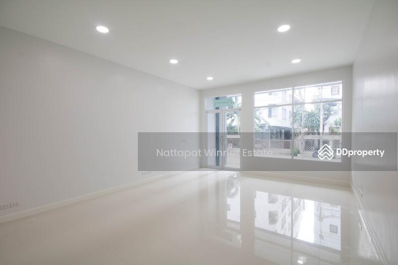 For Sale - Townhome 31 wa Ratchada Soi 20, Bangkok