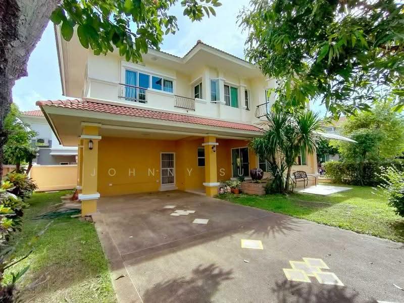 2-storey house for rent in an up-scale village, Nam Phrea, Hang Dong, Chiang Mai, Chiang Mai, Nam Phare, Hang Dong, Chiang Mai, 3 Bedrooms, 225 sqm, Single Detached House For Rent, by Surat Premsri, 8071121 - DDproperty.com