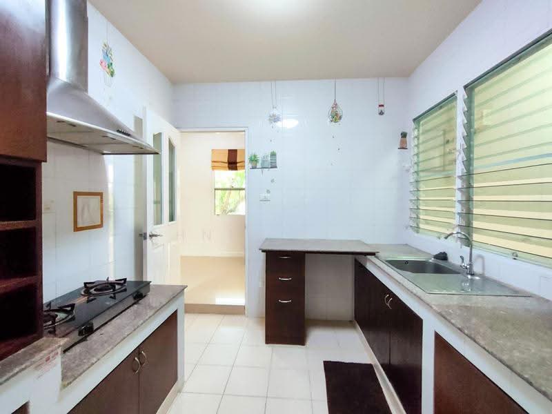 2-storey house for rent in an up-scale village, Nam Phrea, Hang Dong, Chiang Mai, Chiang Mai, Nam Phare, Hang Dong, Chiang Mai, 3 Bedrooms, 225 sqm, Single Detached House For Rent, by Surat Premsri, 8071121 - DDproperty.com