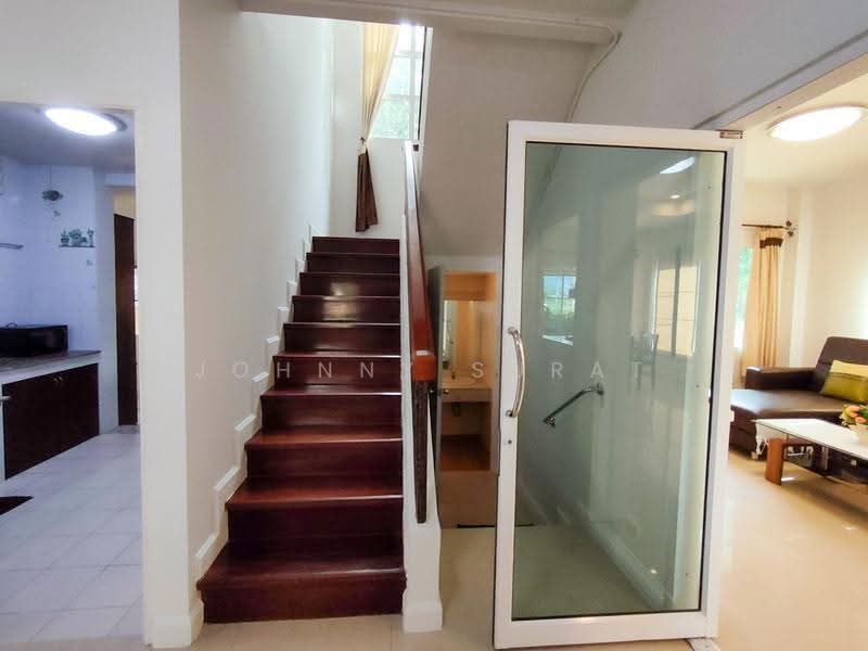 2-storey house for rent in an up-scale village, Nam Phrea, Hang Dong, Chiang Mai, Chiang Mai, Nam Phare, Hang Dong, Chiang Mai, 3 Bedrooms, 225 sqm, Single Detached House For Rent, by Surat Premsri, 8071121 - DDproperty.com