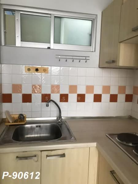 Lumpini Center Sukhumvit 77, Bangkok, Soi Sukhumvit 81, Suan Luang, Bangkok, 1 Bedroom, 35 sqm, Condo For Sale, by Susira Preuksawun, 8093409 - DDproperty.com